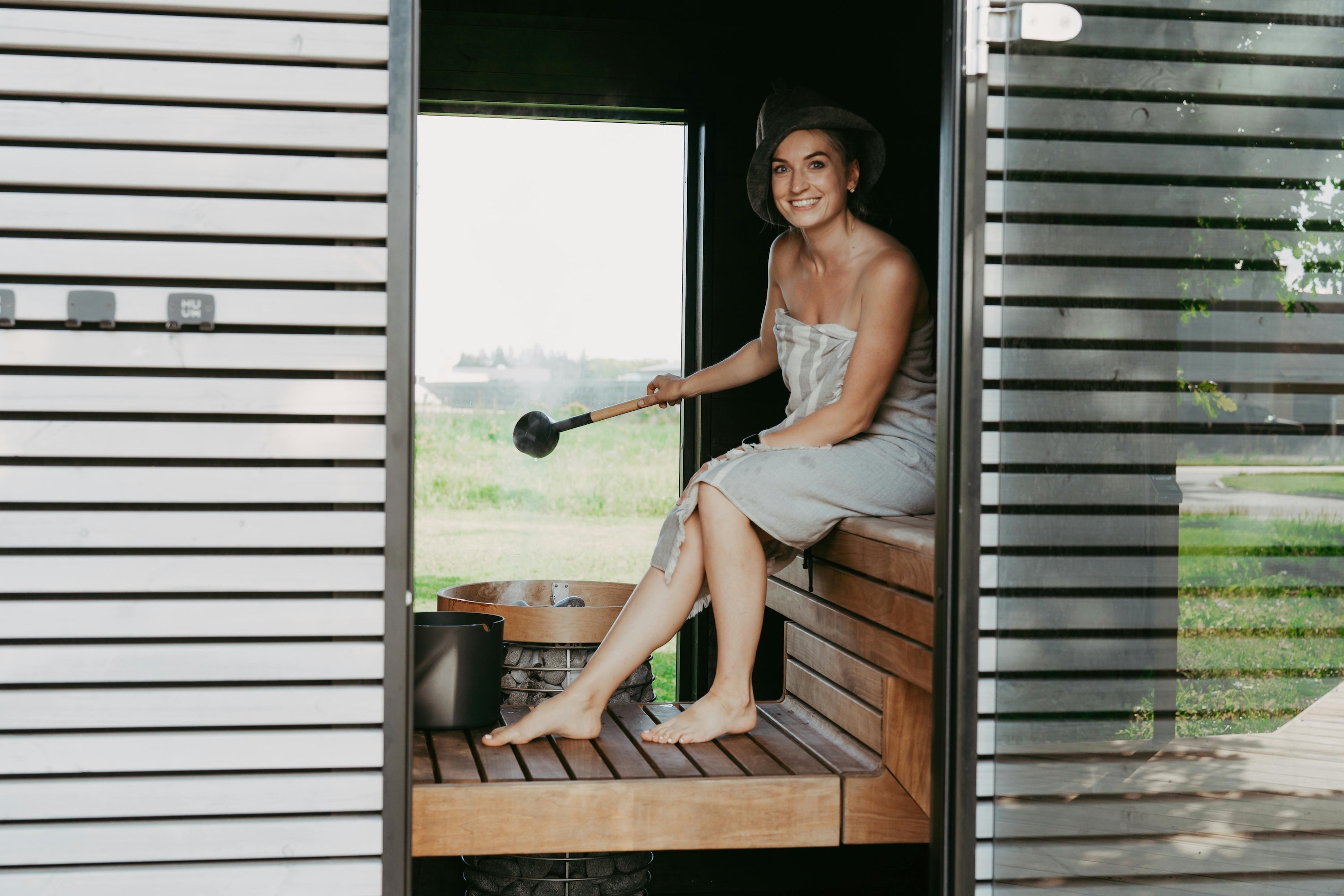 The Outdoor Sauna Advantage: Why Heat Feels Better Outside
