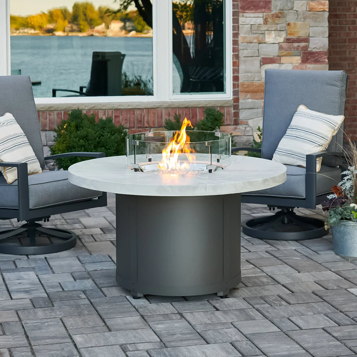 Beacon Round Gas Fire Pit Table